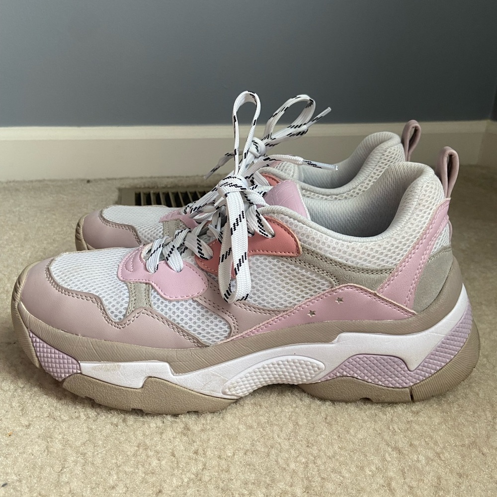 Taybre Lace Up Nine West Chunky Sneakers